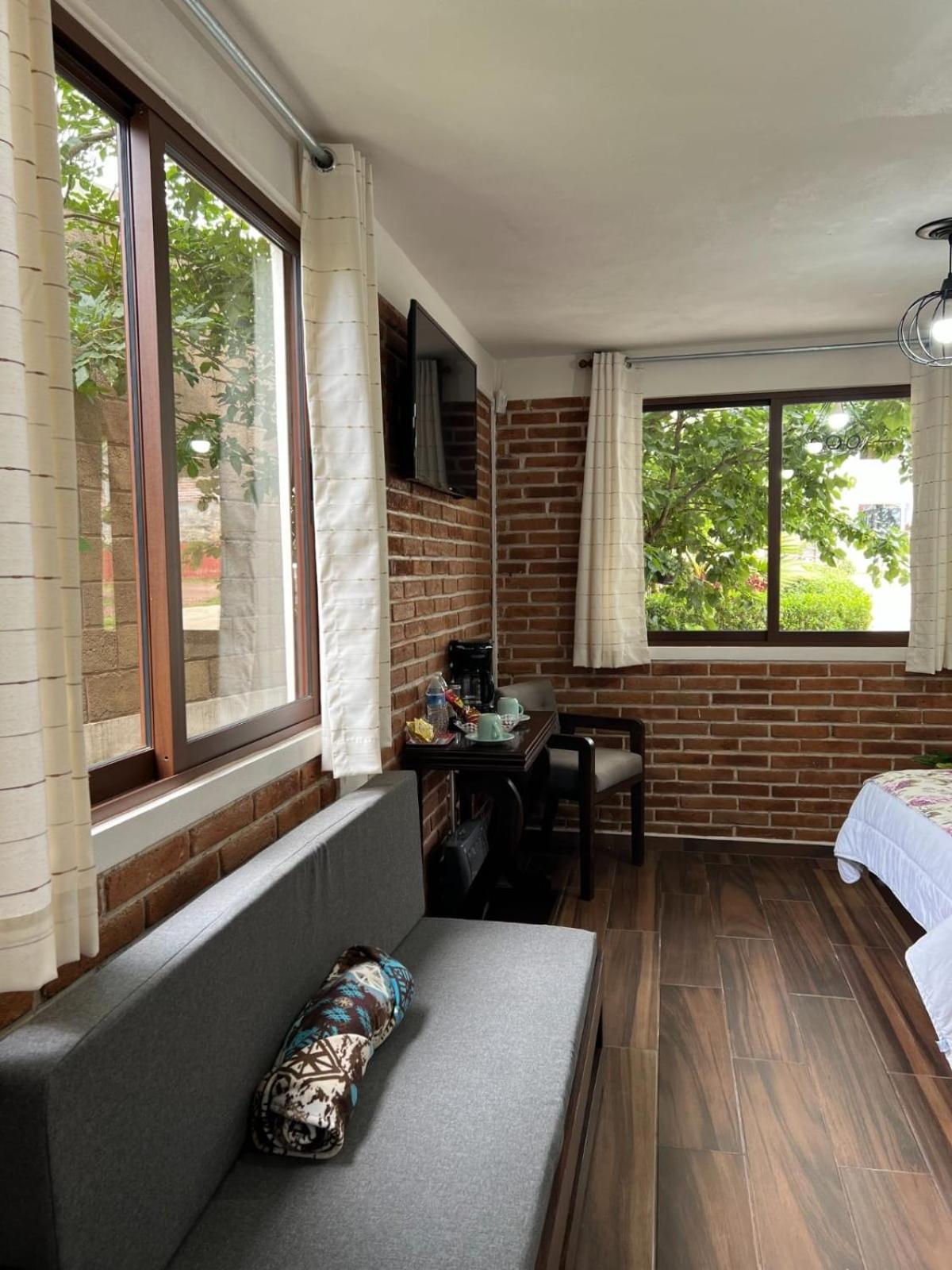 El Descanso Casa-Hotel Zacatlan. Стая снимка